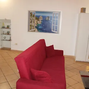 Ai Tribunali Nápoles